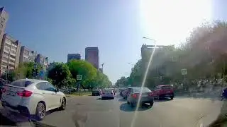 Игнорирование знака "Движение по полосам". Тюмень