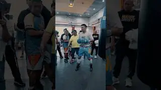 PACQUIAO looking sharp in the gym