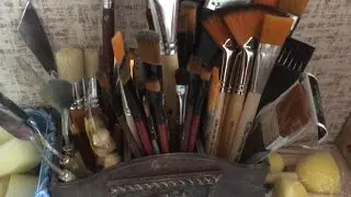 Кисти, спонжи, мастихины