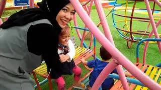 Jalan Sore Di Taman Herbal Insani kampung Kandang Depok