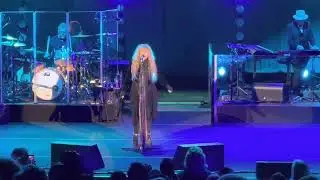 Stevie Nicks, “Rhiannon”   Live on June 12, 2022   Shoreline  mtn view rob r