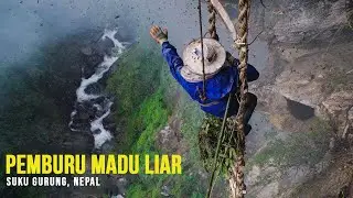 Crazy Honey Hunter on the Edge of a Cliff That Makes People Hallucinate