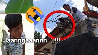 PRANK: KIDS DROP THEIR BIKE FROM THE BALCONY, MAKING THEM CRY! | Mikael TubeHD
