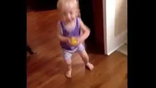 Baby twerk