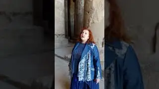 Дендеры первый зал Храма Хатхор