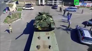Порошенко показал танк с «Ножом».