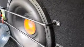 Мошка и Кикс