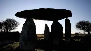 Pentre Ifan, Wales, sunrise
