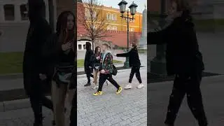 Ну ооочень настойчивый промоутер ❤ 
