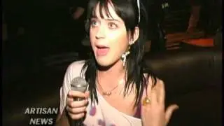 POP ARTIST OF THE YEAR - KATY PERRY