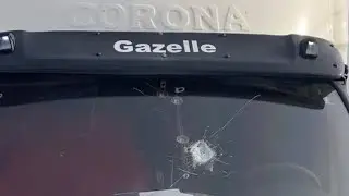 ЧП на дороге. Прилетел камень на дороге
