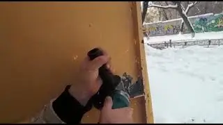 Установка накладного замка