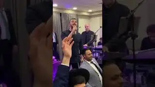 עומר אדם וישי ריבו בדואט בחתונה  החרדית