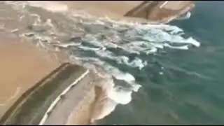 САРДОБА. Катастрофа в Узбекистане. Прорвало Дамбу. Водохранилище затопила поселки районы Сырдарьи