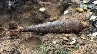 Подъем бойцов на вахте памяти. Раскопки на подступах к г. Старая Русса