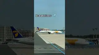 MONGOLIAN Airlines 🇲🇳 Boeing 787 ✈️ DREAMLINER 🔥 NEW and in fantastic Livery 😀 #shorts