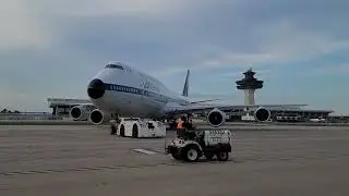 Boeing 747-8 D-ABYT Pushing Back