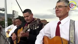 La Moda Sin Brasier - José Urrego  (Video) 