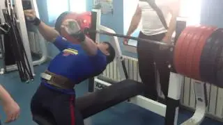 Дима Ли дожимы с бруска 5 см, 310 кг