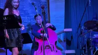 Bewitched sung by Khun Zoe at the Living Room of Sheraton Grande Sukhumvit hotel in Bangkok