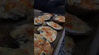 Oysters Rockefeller 🦪 and here’s how to do it! ✅ #oysters #seafood