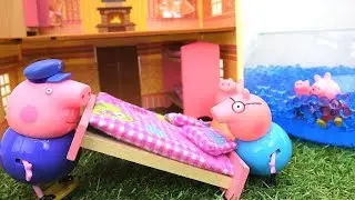 Casa nova da família da Peppa. Peppa Pig em português brasil. Vídeos de personagens.