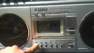 Sanyo mx-315l-2 portable radio cassette