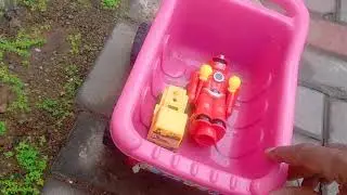 Temukan mainan anak-anak
