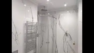 Угловая стеклянная душевая кабина