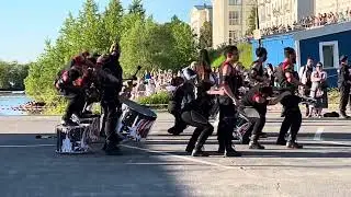 Мотеус, погнали на AAINJAA смотреть.