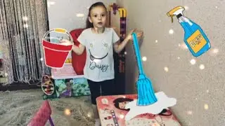 АРИША убирает игрушки в своей комнате 🧹 Уборка 🤩