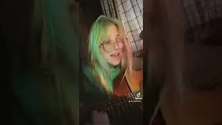 Виктория Лоскутова-боль стикала по венам вниз (cover #нагитаре) #больстикалаповенамвниз