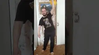 Поднял гирю и чуть-чуть обосрался 🤣💩