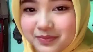 Story WA Cewe cantik krudung kuning
