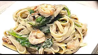 Shrimp Pasta with Sun-Dried Tomatoes and Spinach in Creamy Mushroom Sauce. Quick 13-minute dinner!