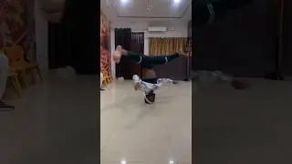 Head 🔥 spin #short video.✌️ #youtube trending new❤️ public comment  .me ￼ ￼rohitdancer