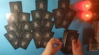 СЛЕДИТ ЛИ ОН ЗА ВАМИ В СОЦ СЕТЯХ ? Гадание онлайн, таро, tarot