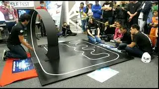 Velocista en loop, Robotic People Fest 2019