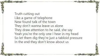 Victoria Duffield - They Don't Know About Us Lyrics