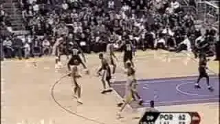 Kobe Bryant 33 points 14 rebs 12 assists vs Blazers 2002-03