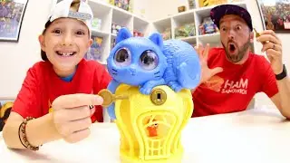 Father & Son PLAY FLYING FEATHERS! / Eat The Bird!?
