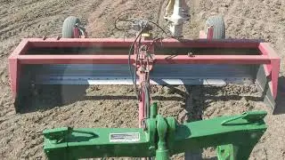 How contractors land level fields (Video 1)