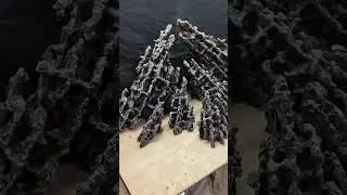 Интересная композиция для аквариума длина 120см высота 47см.