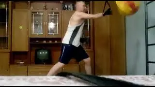 Сушу порох в пороховнице.