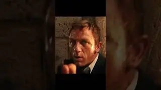 JAMES BOND FALLING FROM SIENA CLOCK TOWER (QUANTUM OF SOLACE)
