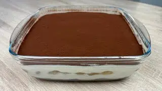 Voici la recette de Tiramisu la plus facile au monde !!