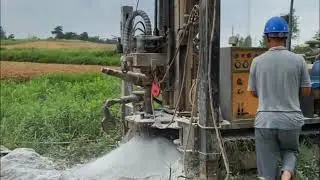Drill a well near the farm by water well drilling rig machine