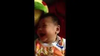Baby Khmer laugh when his mom make coughing voice