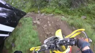 Тренируем затяжной подъем. drz 400e пик черского, от метеостанции 8 минут.