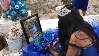 VISITA A SU ABUELITO AL PANTEON XV JANELY VARGAS